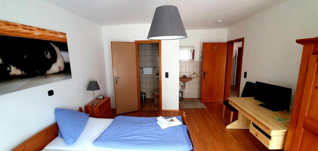 Gruener Baum Hotel Neckargerach ภายนอก รูปภาพ