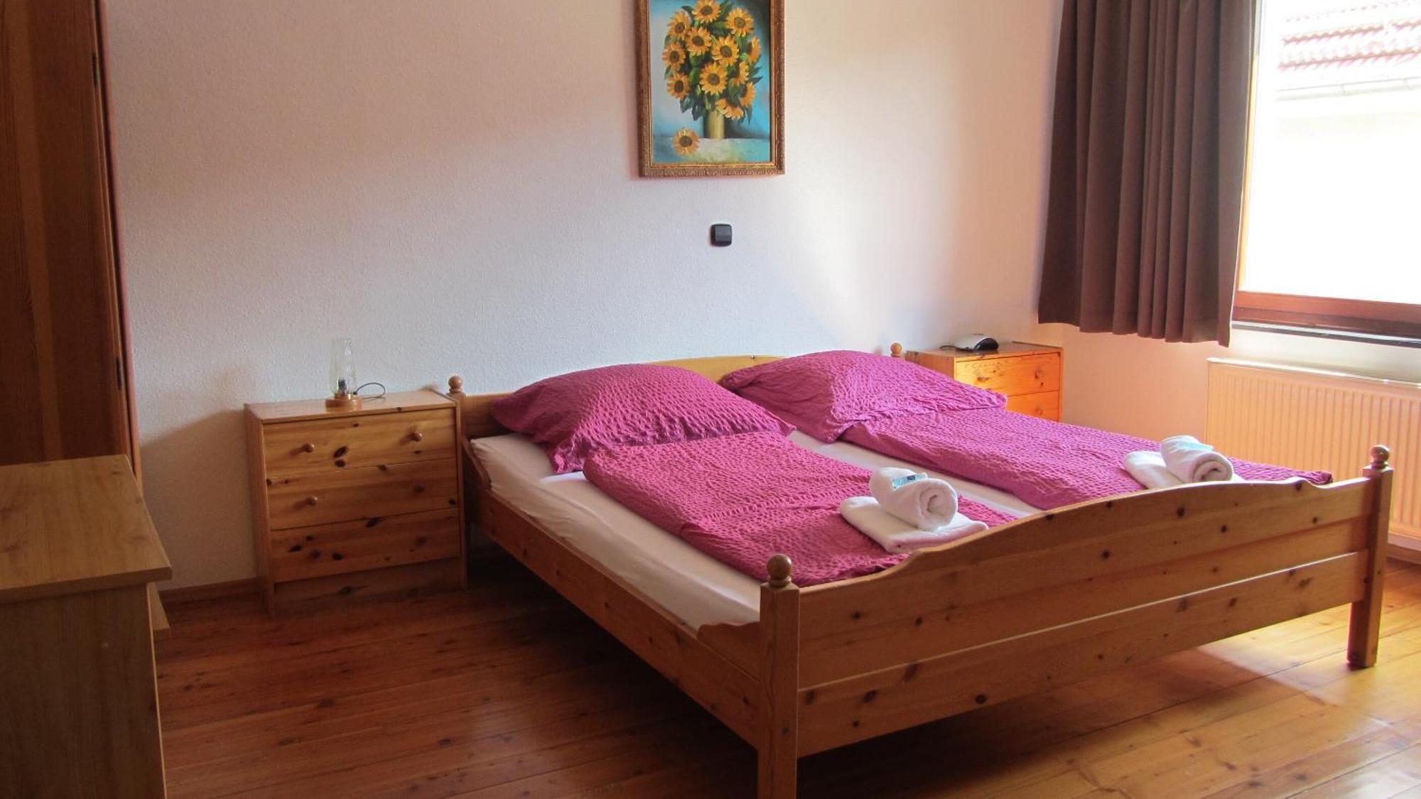 Gruener Baum Hotel Neckargerach ภายนอก รูปภาพ